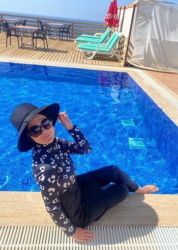 Siyah Batik Desenli Uzun Kollu Kadın Mayo - Görsel 12