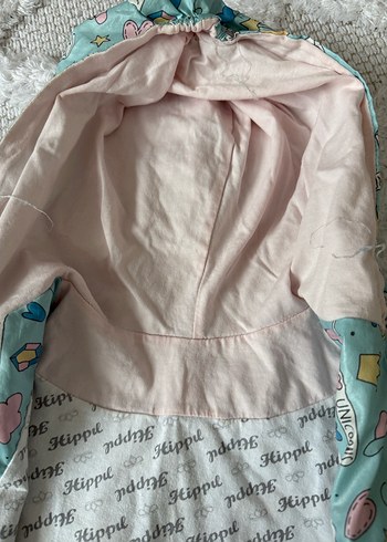 Kız Çocuk Kapüşonlu Baskılı Yağmurluk - Görsel 3