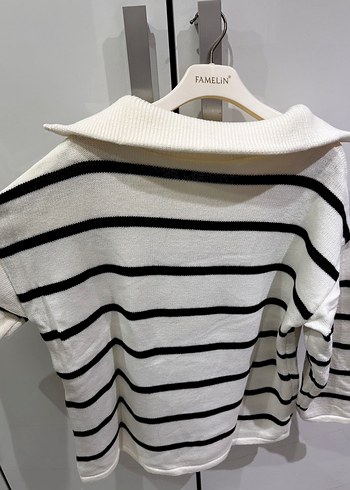 Çizgili Yakalı Triko Kazak - Görsel 4