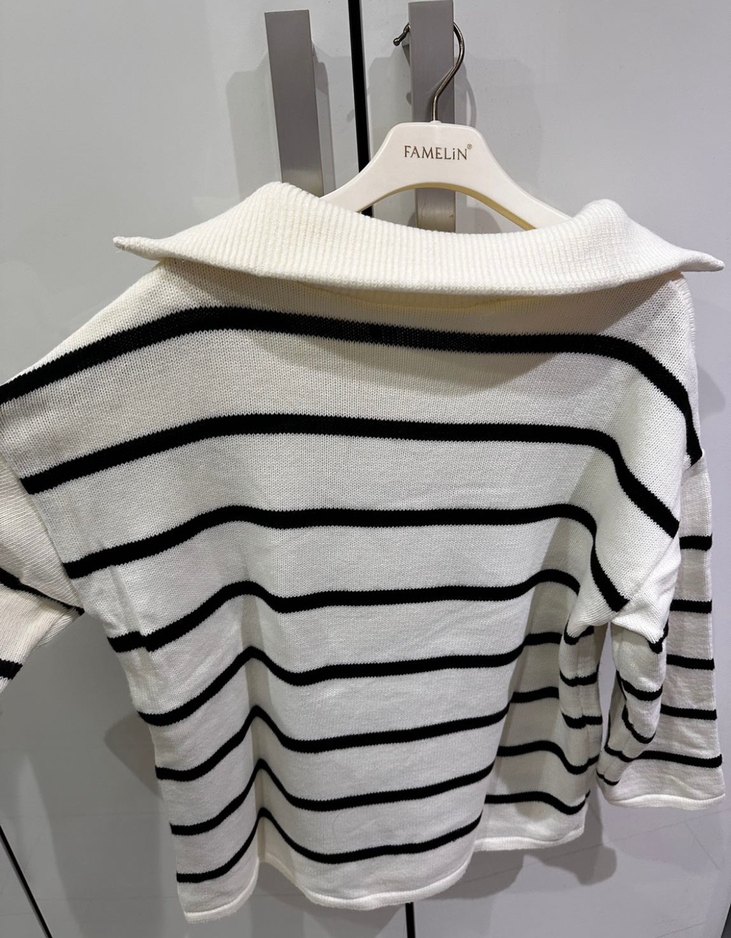 Çizgili Yakalı Triko Kazak - Görsel 4