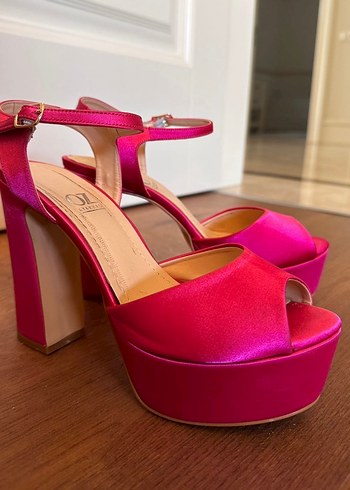 Pembe Süet Platform Topuklu Kadın Ayakkabı - Görsel 3