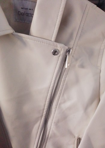 Beyaz Deri Kadın Ceket Fermuarlı - Görsel 3