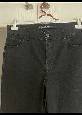 30 Beden siyah Renk Lcw mom Jean pantolon