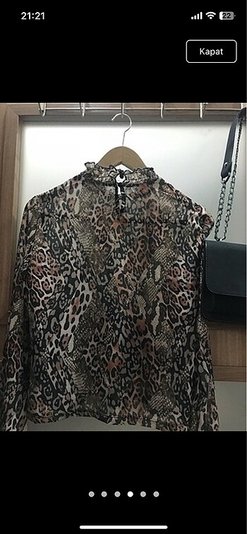 Bershka bluz
