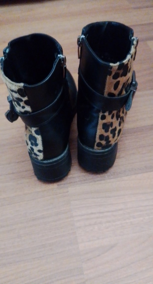 Kahverengi Leopar Desenli Tokalı Kadın Bot - Görsel 3