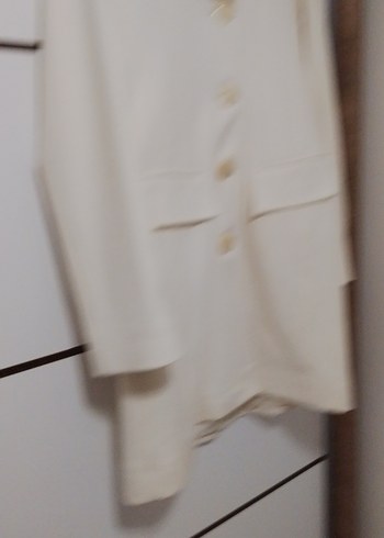 Kürk yakalı Düğmeli Krem Rengi Kaban - Görsel 4