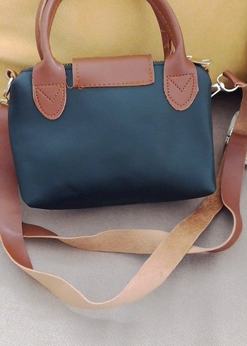 Kahverengi Tokalı Siyah Kadın Çanta - Görsel 3