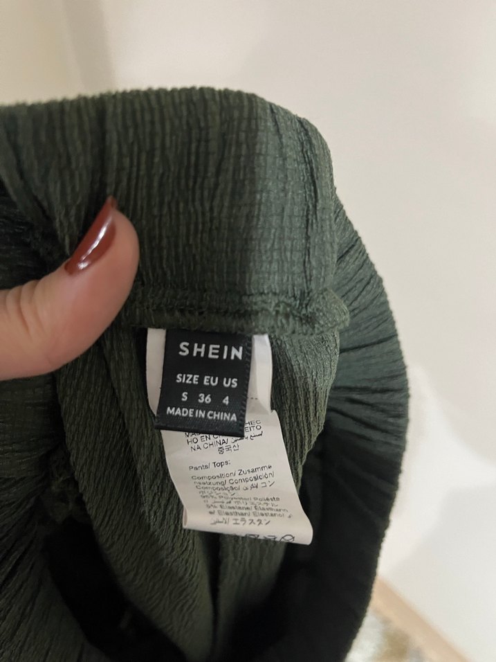 Kadın Koyu Yeşil Keten Kısa Kollu Tişört - Görsel 5