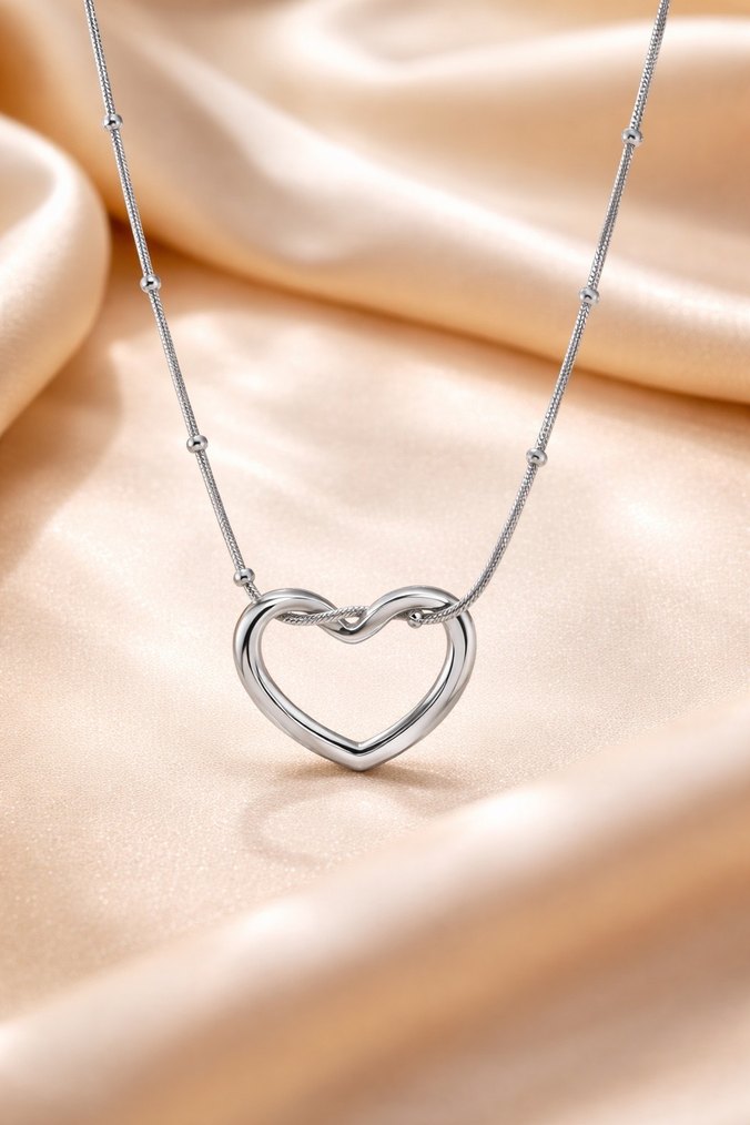 Beyaz Minimalist Kalp Kolye - Görsel 2