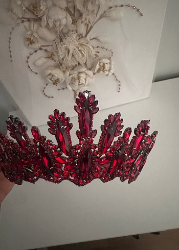 Kırmızı Parlak Taşlı Taç- Kına Tacı - Görsel 2