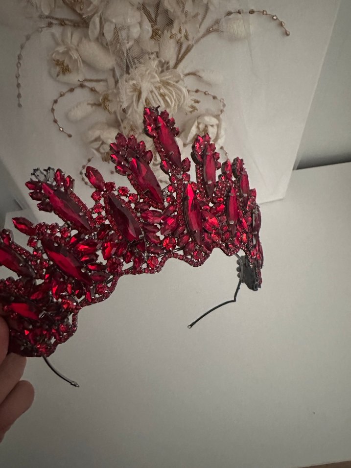 Kırmızı Parlak Taşlı Taç- Kına Tacı - Görsel 3