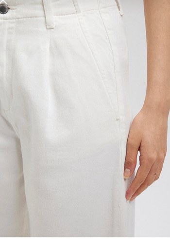 Kadın Beyaz Regular Fit Pantolon 25/30 - Görsel 3