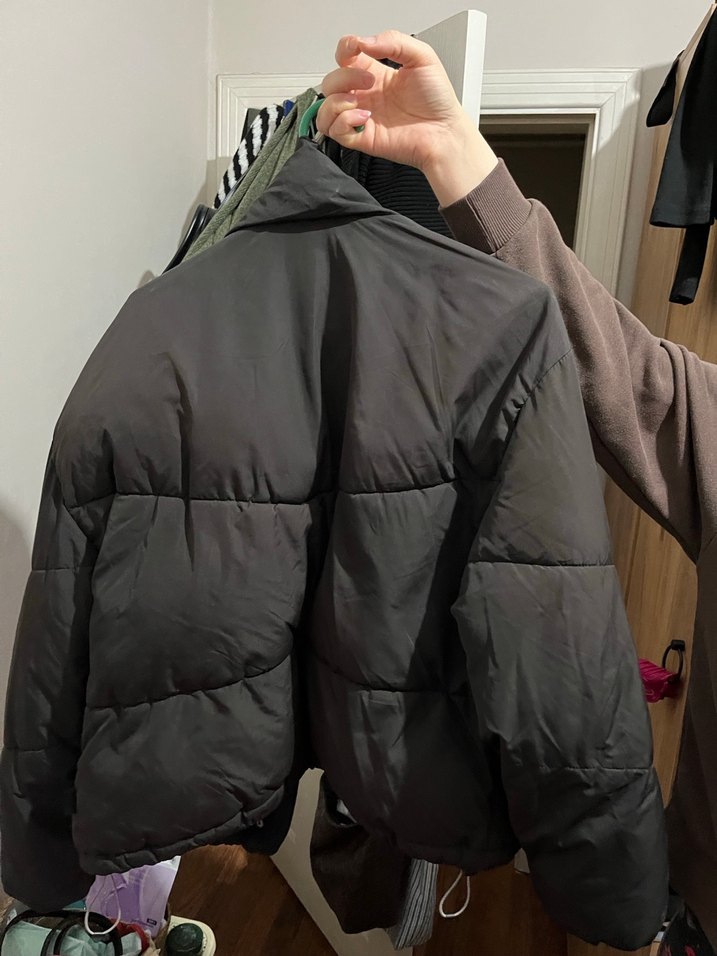 Pull&bear marka Düğmeli Siyah Kadın Kışlık Mont - Görsel 3