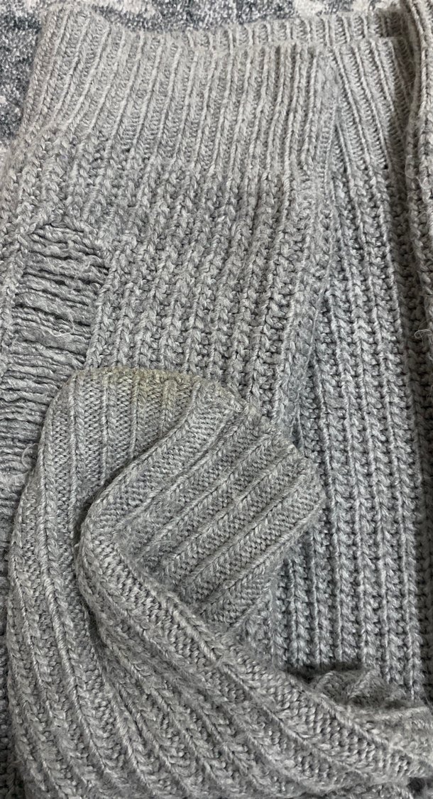 Gri V Yaka Örgü Kadın Kazak - Görsel 2