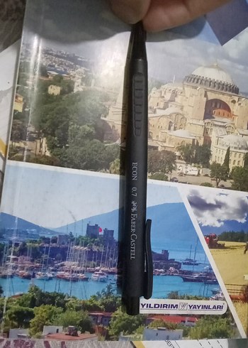 Faber-Castell Siyah uçlu Kalem