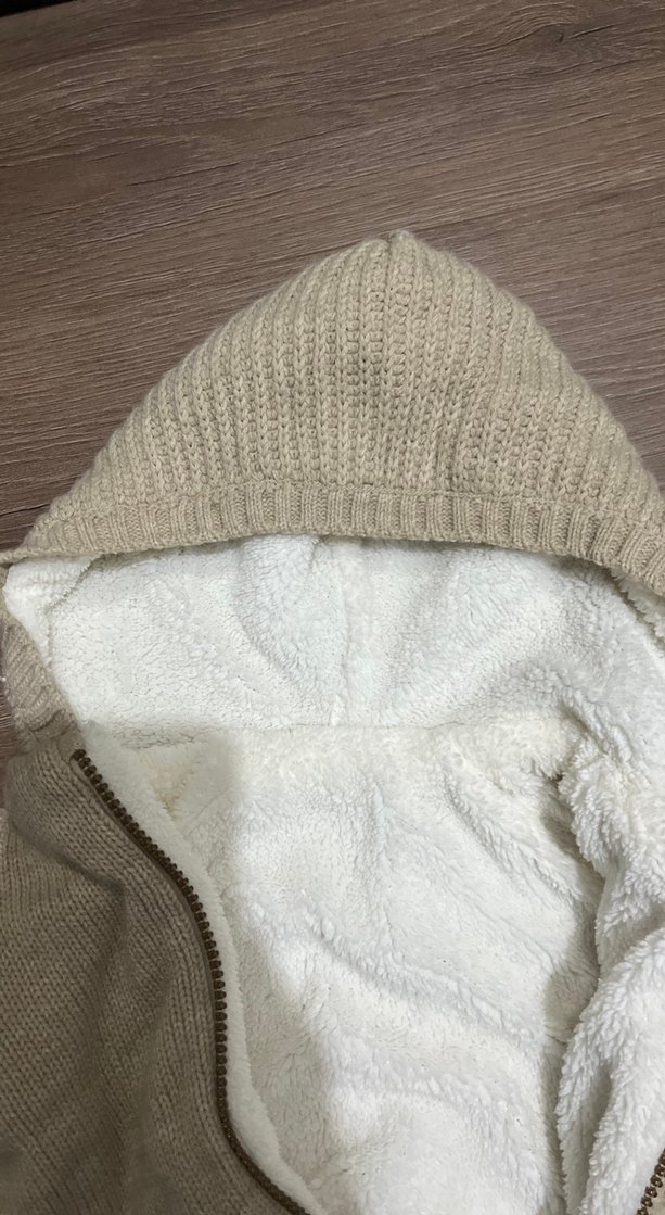 Bej Kapüşonlu Erkek Çocuk Hırka - Görsel 2