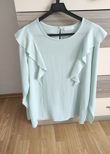 yeşil Renkli Uzun Kollu Fırfırlı Kadın Bluz - Görsel 3