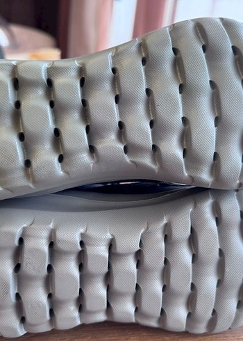 Gri Kamuflaj Desenli Skechers kadin ve kiz Çocuk bot - Görsel 6