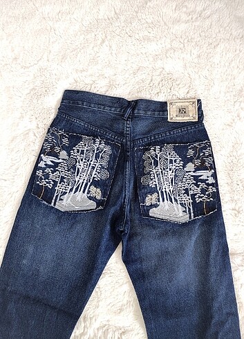 28 Beden Vintage işlemeli y2k grunge radio jeans