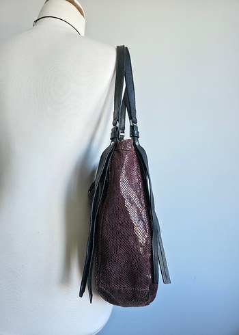 Bordo Deri Yılan Desenli Tokalı Kadın Çanta - Görsel 6
