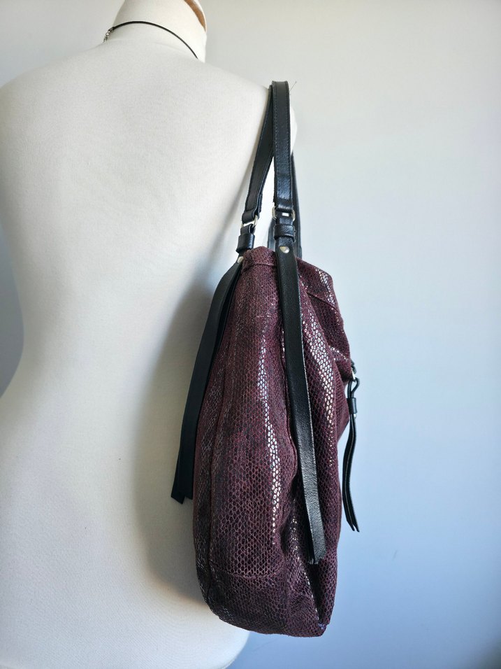 Bordo Deri Yılan Desenli Tokalı Kadın Çanta - Görsel 5