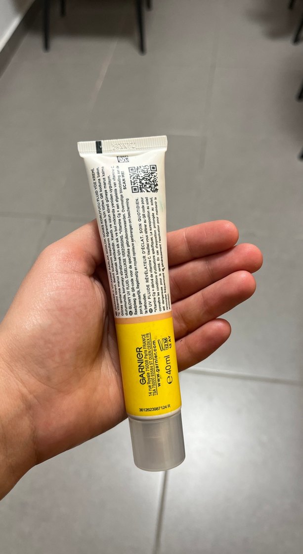 Garnier Vitamin C Güneş Koruyucu SPF 50 - Görsel 2
