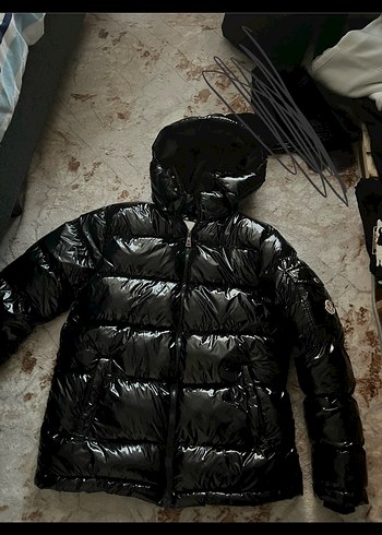 Moncler l