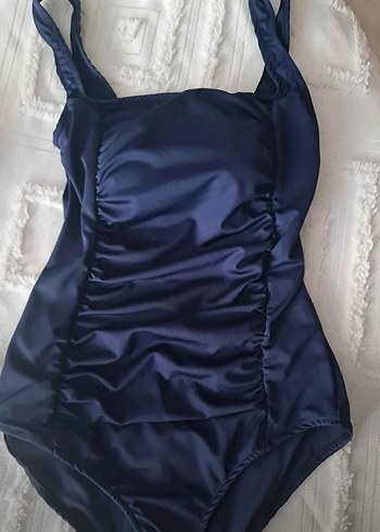 Kare yaka Büzgülü göğüs pedli mayo - Görsel 2