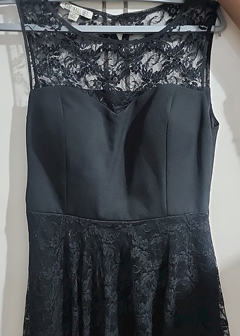 Siyah Dantel Detaylı Straplez Uzun Abiye Elbise - Görsel 2