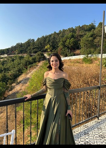 Uzun Kollu Straplez Haki Kadın Elbise - Görsel 3