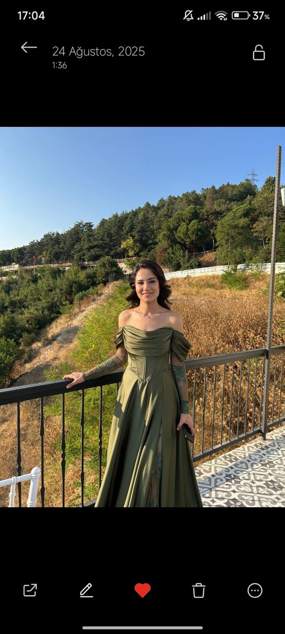 Uzun Kollu Straplez Haki Kadın Elbise - Görsel 3