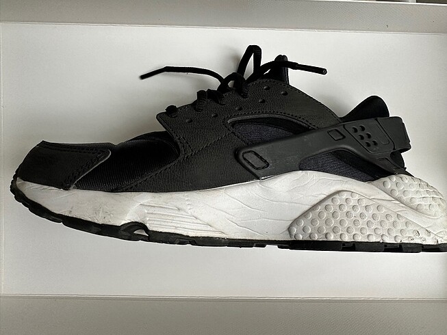 37,5 Beden siyah Renk Nike Huarache Orijinal Ayakkabı