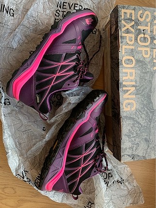 The north face gore-tex(su geçirmez) 38.5 numara kadın ayakkabı