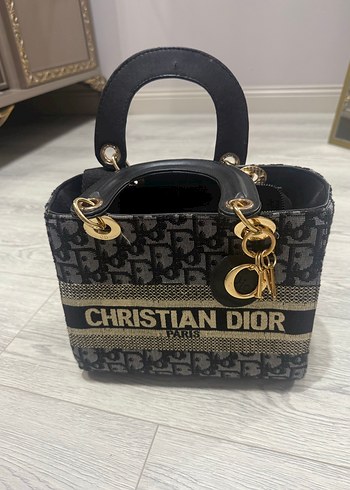 Christian Dior Zincir Detaylı Siyah Kadın Çanta