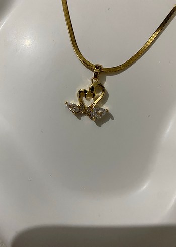 Beden altın Renk Gold Zincir Detaylı Kuğu Çelik Kolye