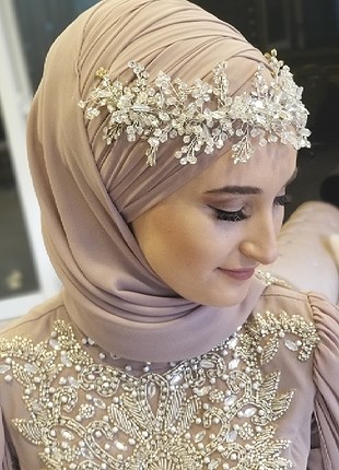 Tesettür abiye, nişanlık