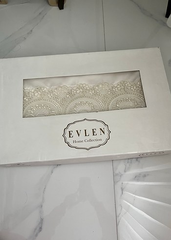 Fransız güpürlü şık yatak örtüsü takımı - Görsel 3