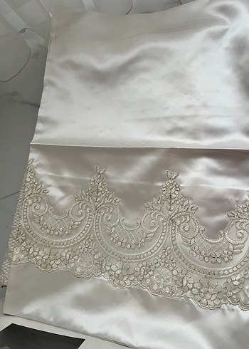 Fransız güpürlü şık yatak örtüsü takımı - Görsel 4