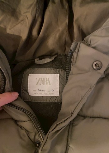Zara erkek Çocuk yeşil Fermuarlı su gecirmez Mont - Görsel 3