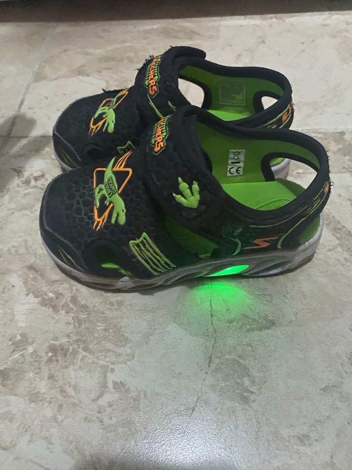 Skechers Erkek Çocuk Spor Ayakkabı - Görsel 3