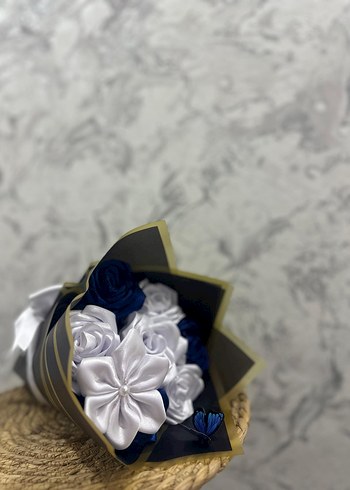 beyaz mavili gül buketi - Görsel 3