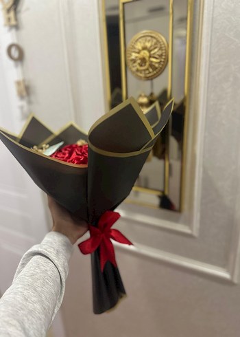 Kırmızı Güllü kurdeleli buket - Görsel 2