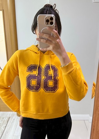 Sarı Kapüşonlu Kadın Sweatshirt 88 Baskılı