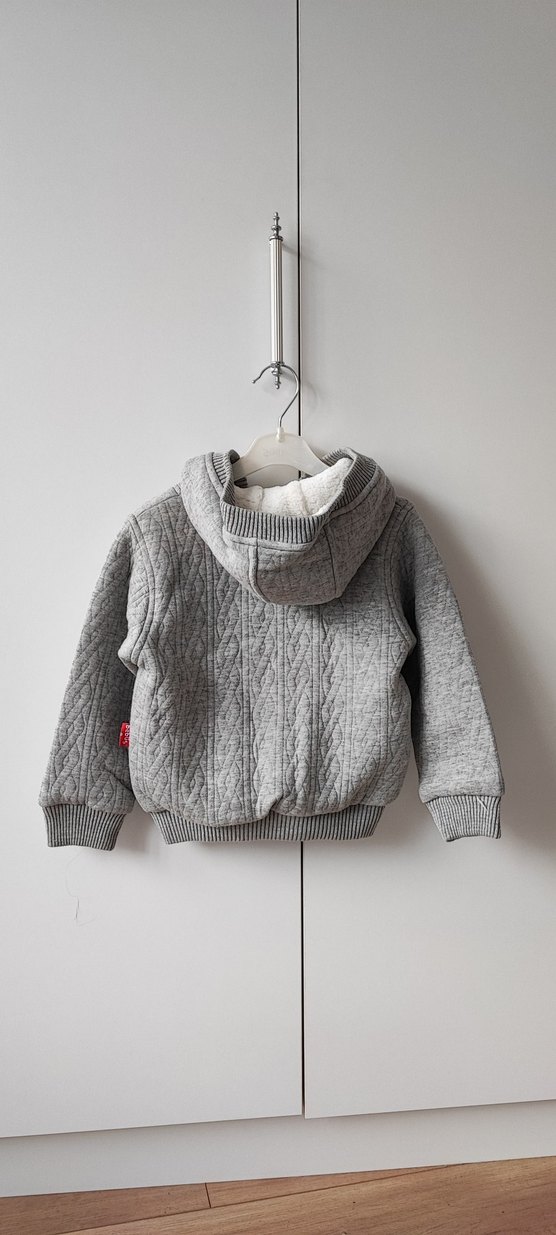 Gri Kapüşonlu Örgü Desenli Erkek Çocuk Ceketi - Görsel 2