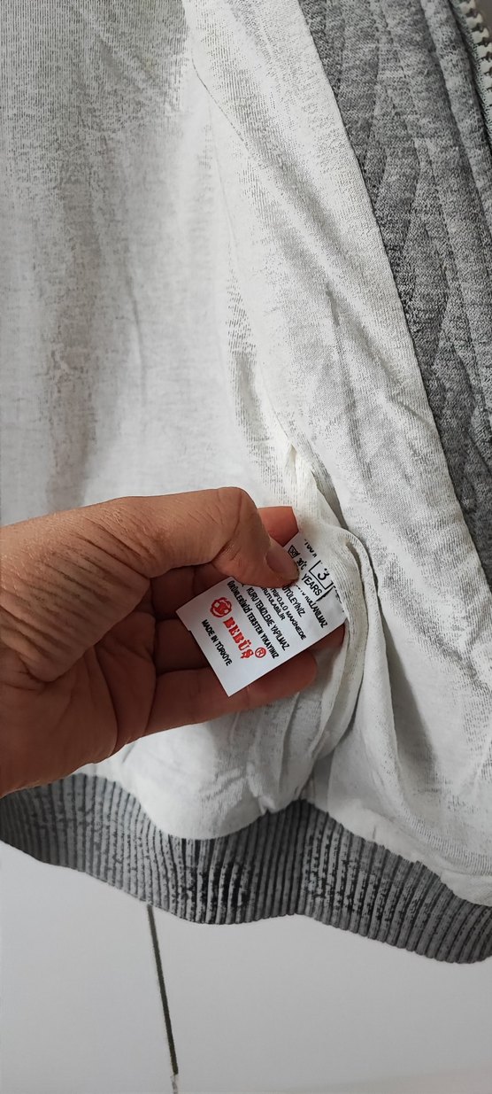 Gri Kapüşonlu Örgü Desenli Erkek Çocuk Ceketi - Görsel 3