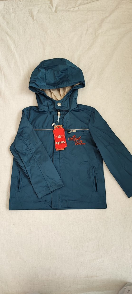 Erkek Çocuk Kapüşonlu Mavi Yağmurluk - Görsel 2