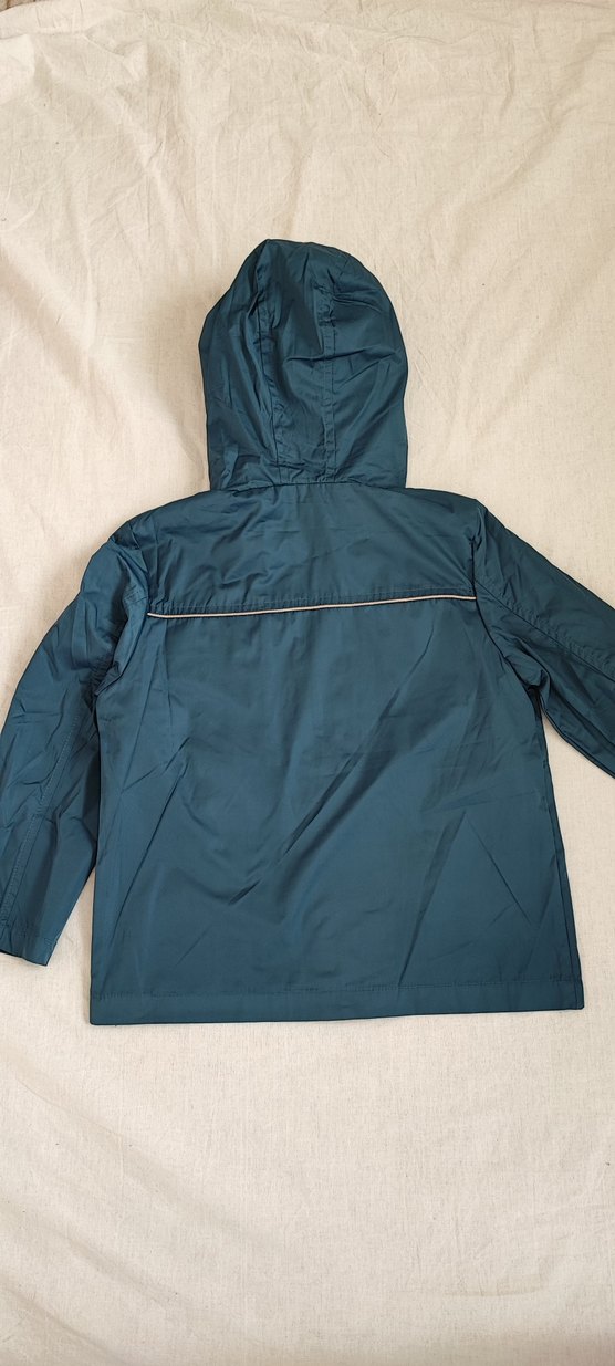 Erkek Çocuk Kapüşonlu Mavi Yağmurluk - Görsel 3