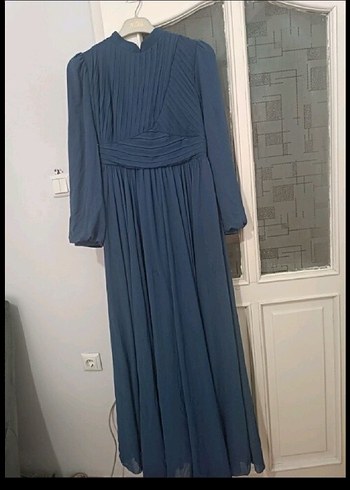 Uzun Kollu, Yüksek Yakalı Mavi Uzun Elbise - Görsel 4