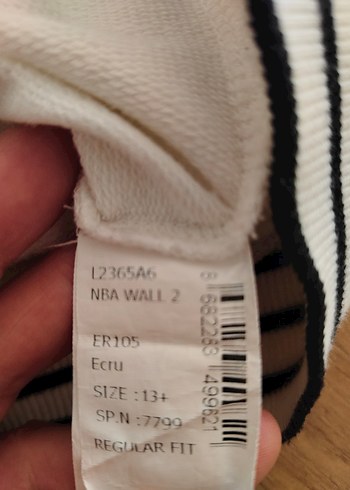 Erkek çocuk DeFacto marka 13+ yaş NBA lisansli sweatshirt. - Görsel 2