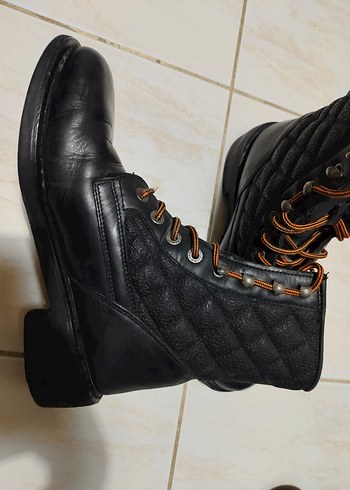 Harley Davidson marka erkek 43 numara deri bot - Görsel 5